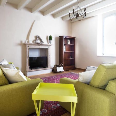 Dall Ingles Bed & Breakfast Cavriana Buitenkant foto