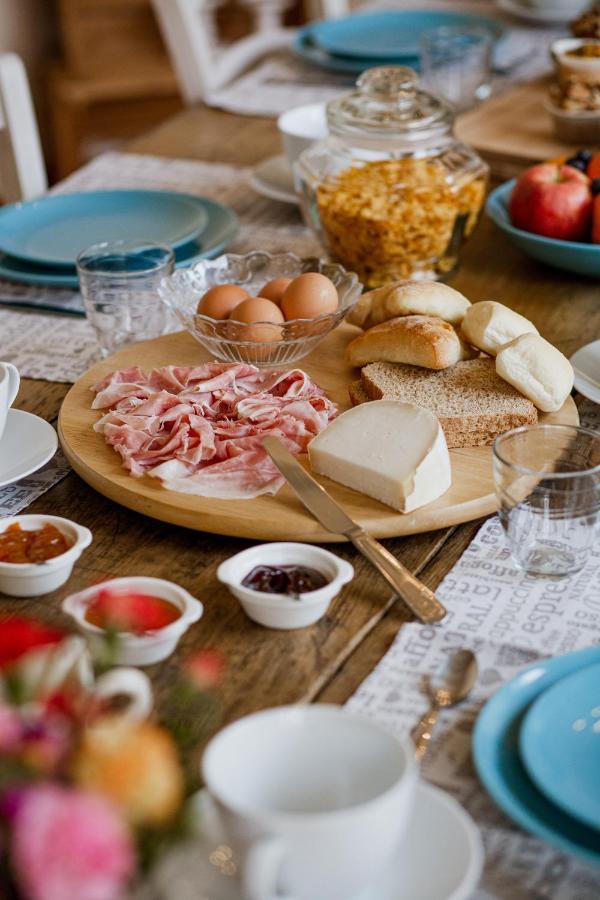 Dall Ingles Bed & Breakfast Cavriana Buitenkant foto
