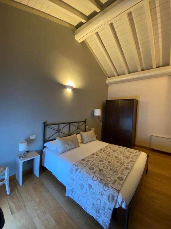 Dall Ingles Bed & Breakfast Cavriana Buitenkant foto